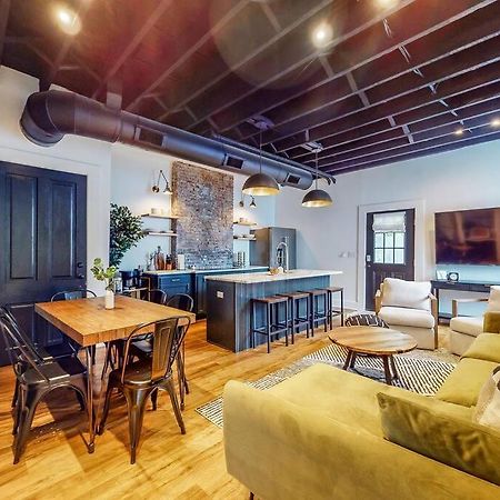 Luxury 8 Bed/4 Ba Nulu Home Private Yard/Parking Louisville Exterior photo